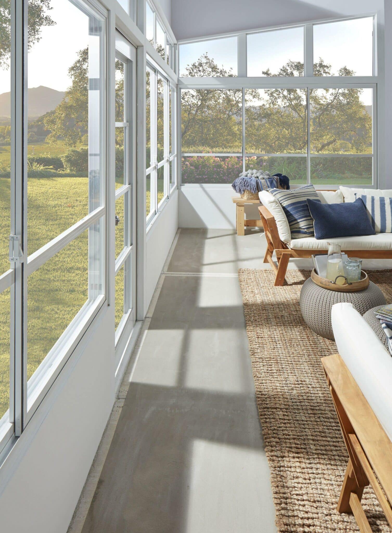 Eze-Breeze: Screened-in Porch & Patio Installation Contractors